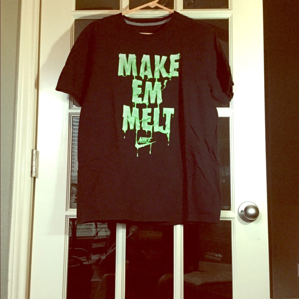 Nike T-shirt EUC sz M